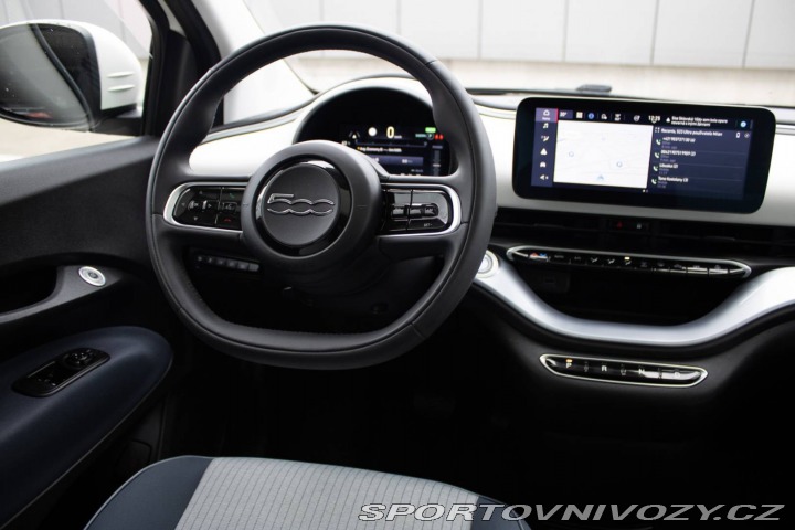 Fiat 500 500e La Prima, 42 KWh, 8 2021