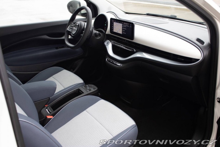 Fiat 500 500e La Prima, 42 KWh, 8 2021