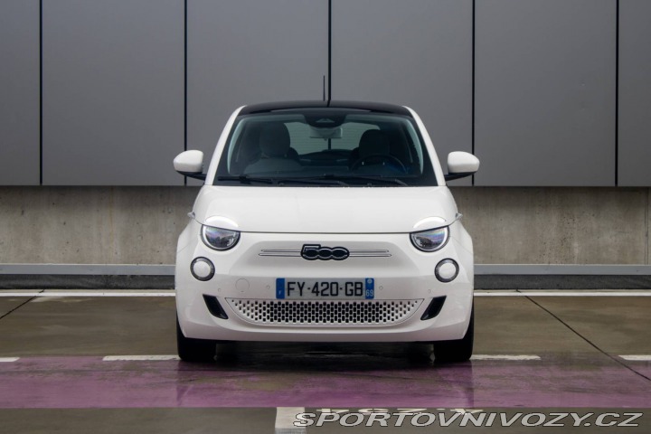 Fiat 500 500e La Prima, 42 KWh, 8 2021