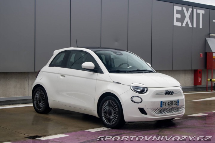 Fiat 500 500e La Prima, 42 KWh, 8 2021