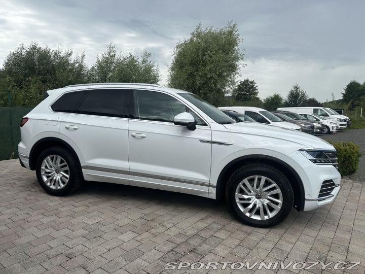 Volkswagen Ostatní modely Touareg 3,0TDI 210kW 4x4 ELEGANCE 2020