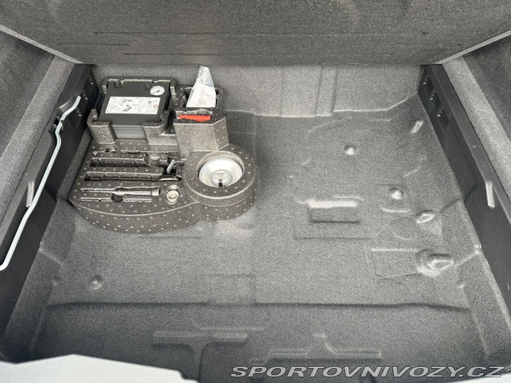 Volkswagen Ostatní modely Touareg 3,0TDI 210kW 4x4 ELEGANCE 2020