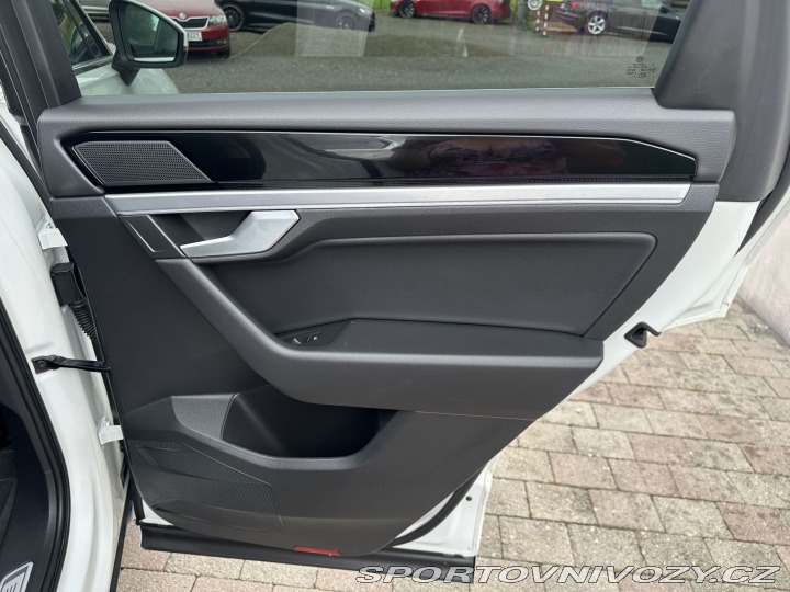 Volkswagen Ostatní modely Touareg 3,0TDI 210kW 4x4 ELEGANCE 2020