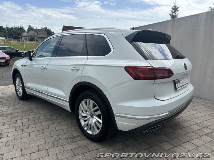 Volkswagen Ostatní modely Touareg 3,0TDI 210kW 4x4 ELEGANCE 2020