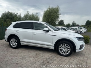 Volkswagen Ostatní modely Touareg 3,0TDI 210kW 4x4 ELEGANCE 2020