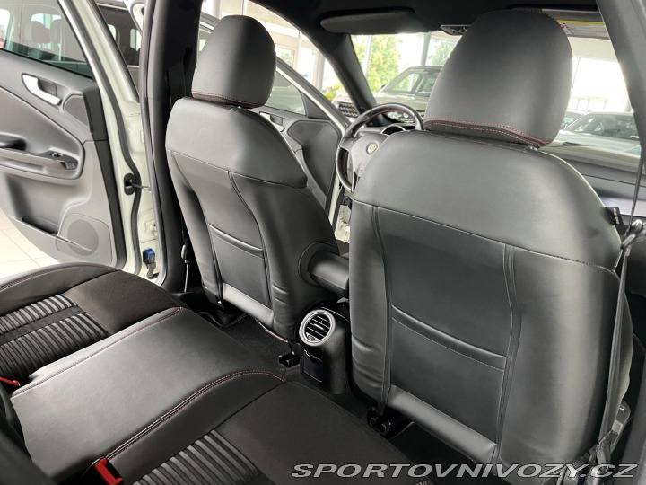 Alfa Romeo Giulietta Quadrifoglio TBi 177kW 2011