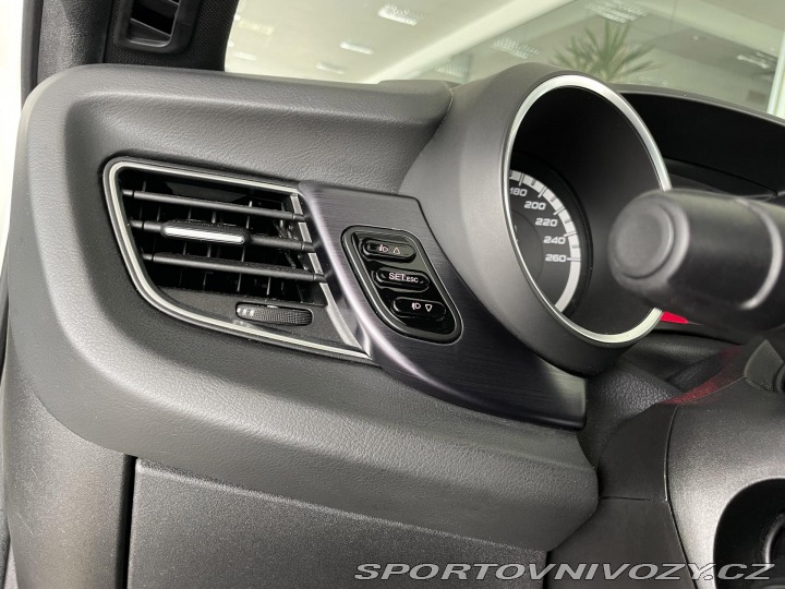 Alfa Romeo Giulietta Quadrifoglio TBi 177kW 2011