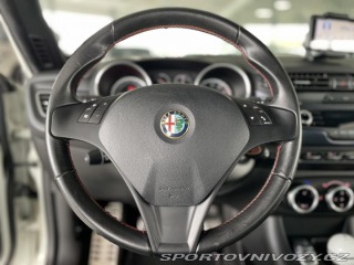 Alfa Romeo Giulietta Quadrifoglio TBi 177kW 2011