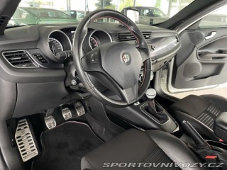 Alfa Romeo Giulietta Quadrifoglio TBi 177kW 2011