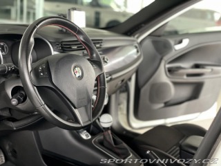 Alfa Romeo Giulietta Quadrifoglio TBi 177kW 2011