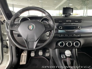 Alfa Romeo Giulietta Quadrifoglio TBi 177kW 2011