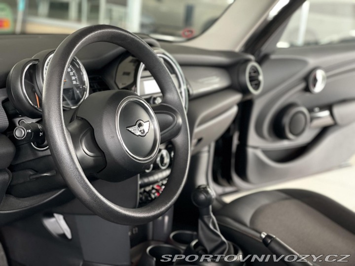 Mini One 75kW*Aut.klima*REZERVACE! 2016