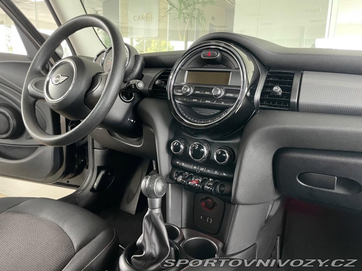 Mini One 75kW*Aut.klima*REZERVACE! 2016