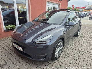 Tesla Model Y Long Range