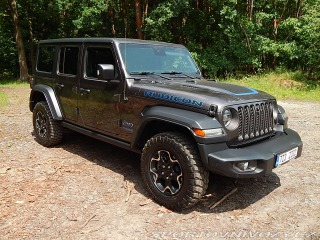   JEEP WRANGLER UNLIMITED