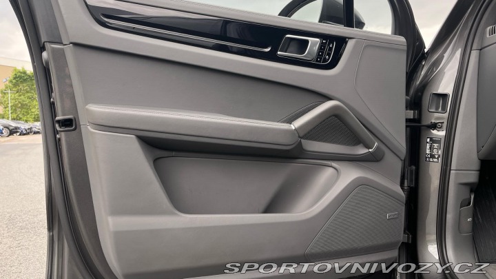 Porsche Cayenne 2019