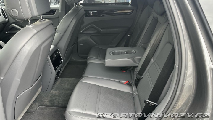 Porsche Cayenne 2019