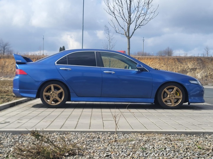 Honda Accord CL9 2004