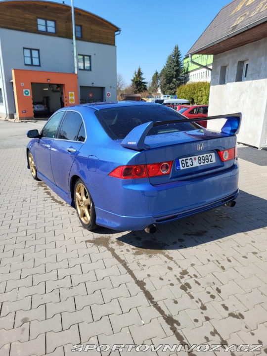 Honda Accord CL9 2004