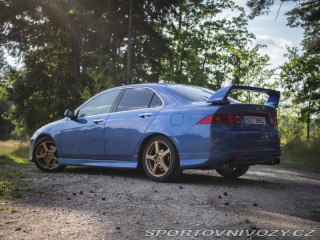 Honda Accord CL9 2004