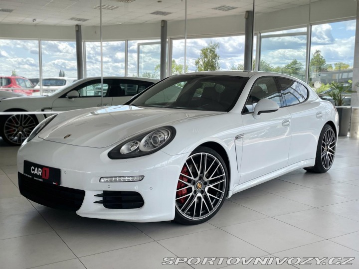 Porsche Panamera Diesel*Chrono*Dověry*Odvě 2013