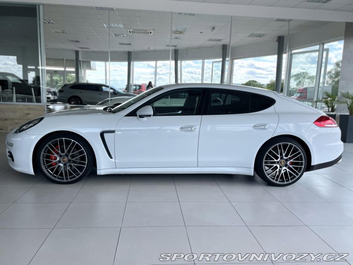 Porsche Panamera Diesel*Chrono*Dověry*Odvě 2013