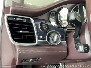 Porsche Panamera Diesel*Chrono*Dověry*Odvě 2013