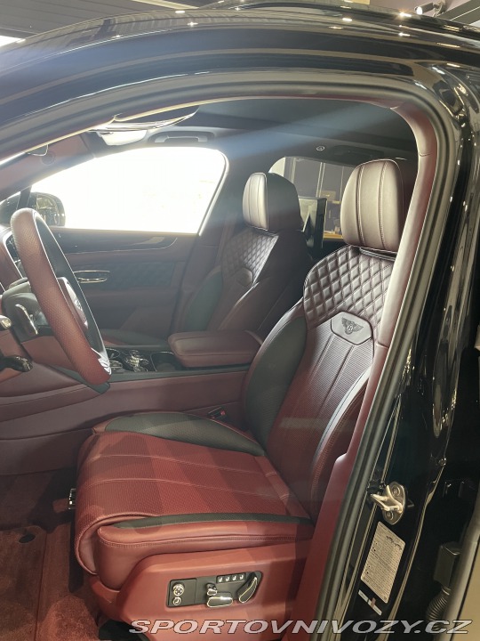 Bentley Bentayga V8s 2023
