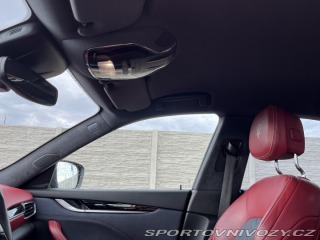 Maserati Levante SQ4 V6 316 kW 2017