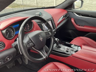 Maserati Levante SQ4 V6 316 kW 2017