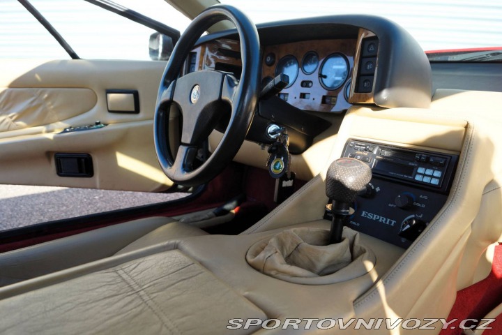 Lotus Esprit Turbo SE 2.2 Chargecooler 1990