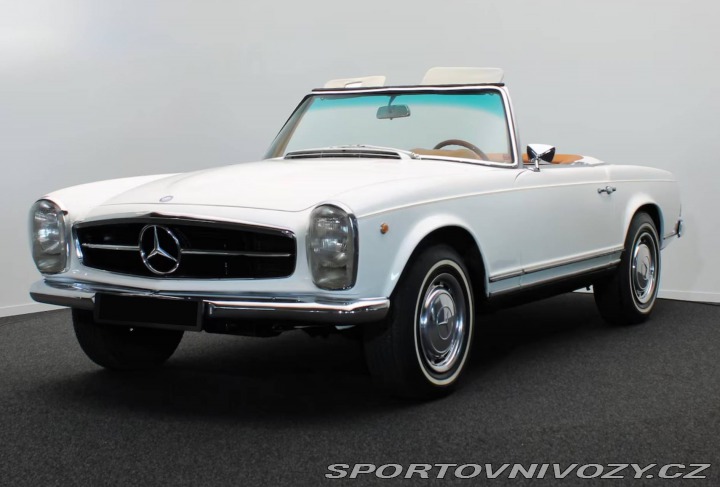 Mercedes-Benz SL 230SL Pagode (W113) 1967