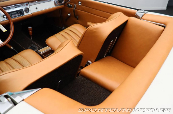 Mercedes-Benz SL 230SL Pagode (W113) 1967