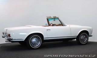 Mercedes-Benz SL 230SL Pagode (W113) 1967