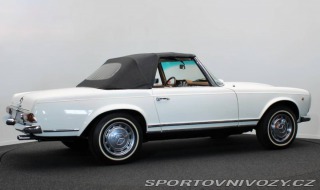 Mercedes-Benz SL 230SL Pagode (W113) 1967