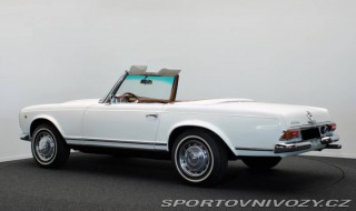 Mercedes-Benz SL 230SL Pagode (W113) 1967