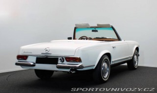 Mercedes-Benz SL 230SL Pagode (W113) 1967