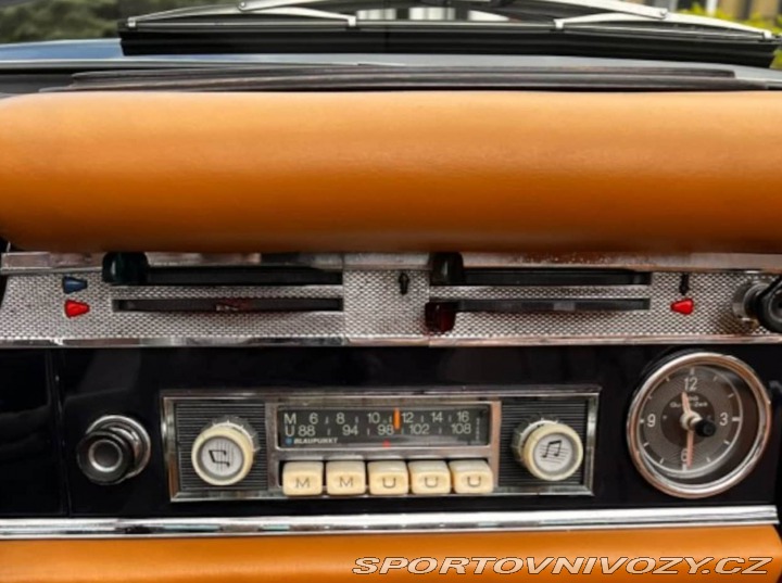 Mercedes-Benz SL 230 SL Pagode (W113) 1964