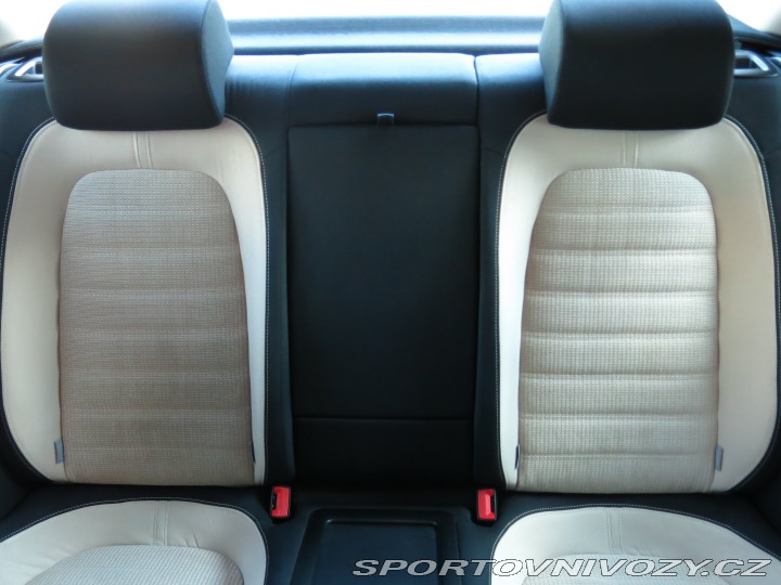 Volkswagen Passat CC CC Sportline 2.0 TDI 2009