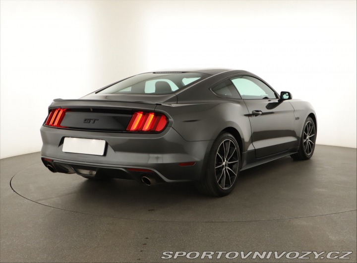Ford Mustang GT V8 5.0 2015