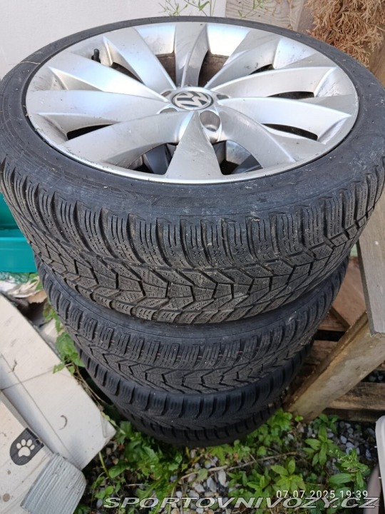 Volkswagen Ostatní modely Tiguan 2,0 2012