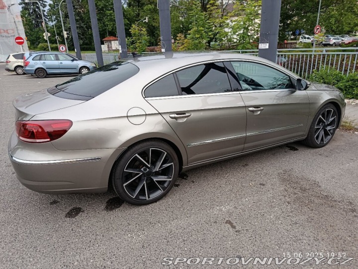 Volkswagen Ostatní modely Tiguan 2,0 2012