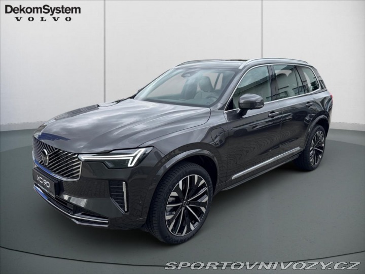Volvo Ostatní modely XC90 2,0 T8 AWD Plus Bright 79 2025