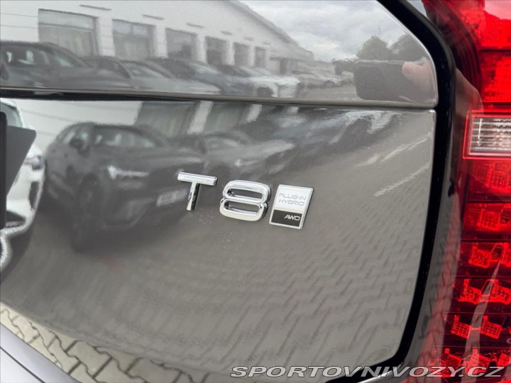 Volvo Ostatní modely XC90 2,0 T8 AWD Plus Bright 79 2025