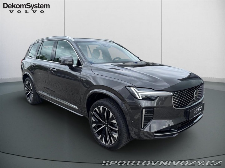Volvo Ostatní modely XC90 2,0 T8 AWD Plus Bright 79 2025