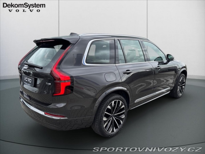 Volvo Ostatní modely XC90 2,0 T8 AWD Plus Bright 79 2025