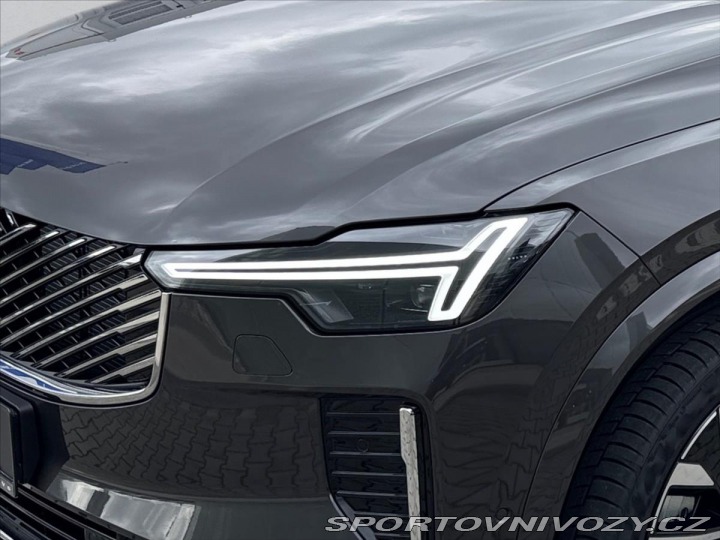Volvo Ostatní modely XC90 2,0 T8 AWD Plus Bright 79 2025