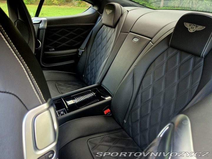 Bentley Continental GT Mulliner 2012