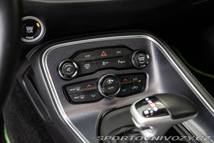 Dodge Challenger 5.7 V8 HEMI R/T 2015