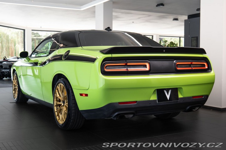 Dodge Challenger 5.7 V8 HEMI R/T 2015